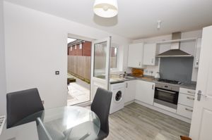 Kitchen/Diner- click for photo gallery